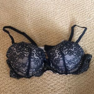 Lace push up bra size 34B Gillian and O’Malley